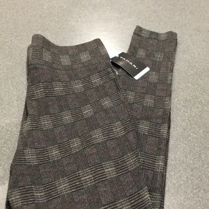 Tahari Window Pane Plaid pants. NWT